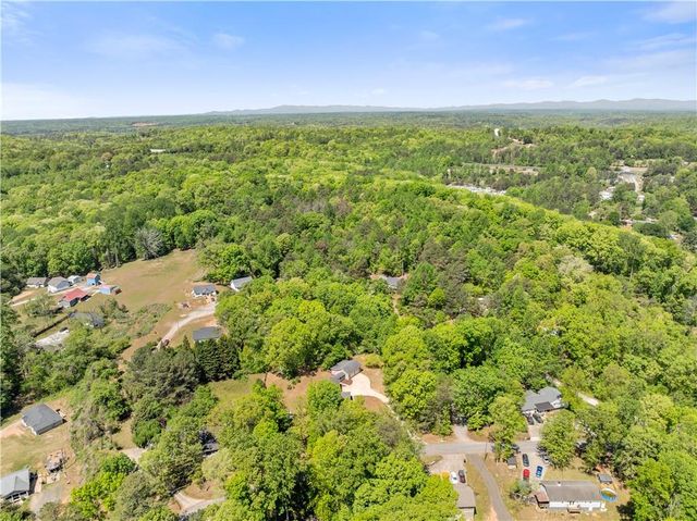 176 Moss Road, Dawsonville, GA 30534