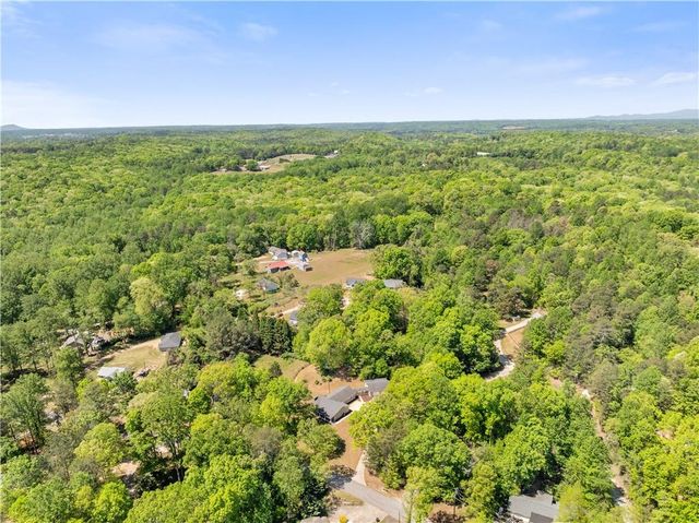 176 Moss Road, Dawsonville, GA 30534