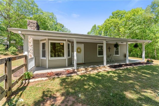 176 Moss Road, Dawsonville, GA 30534