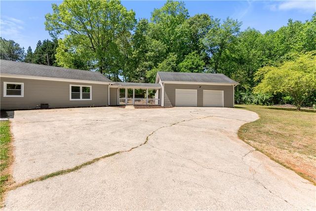 176 Moss Road, Dawsonville, GA 30534