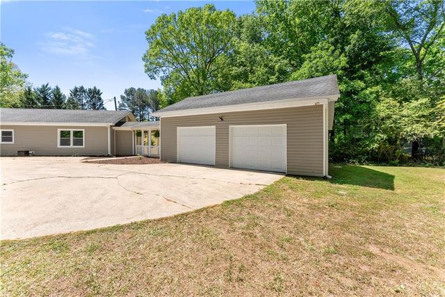 176 Moss Road, Dawsonville, GA 30534