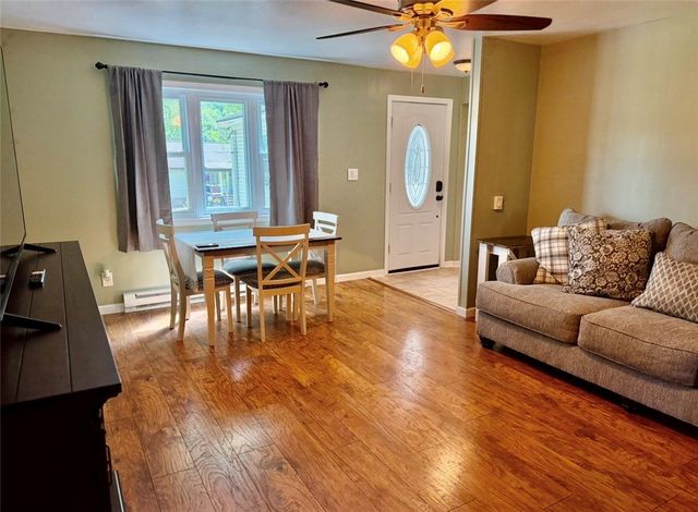 2322 W Belmont Ave, Canton Twp, PA 15301