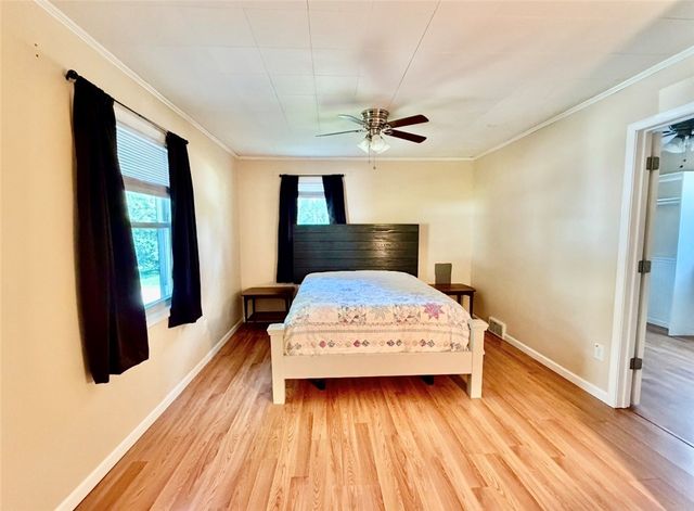 2322 W Belmont Ave, Canton Twp, PA 15301