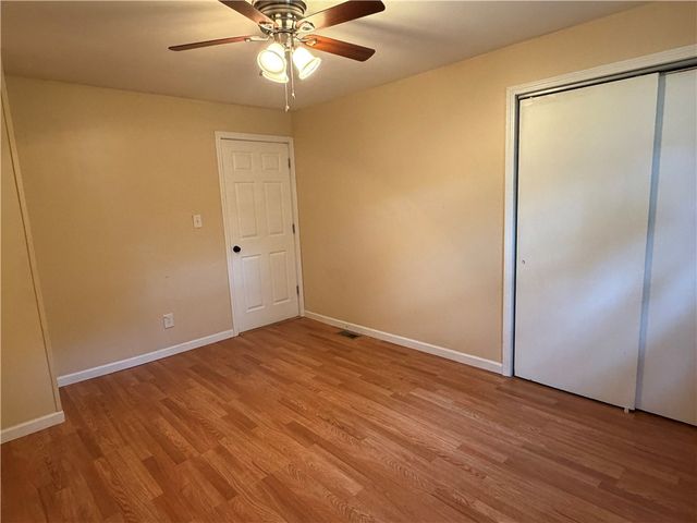 2322 W Belmont Ave, Canton Twp, PA 15301