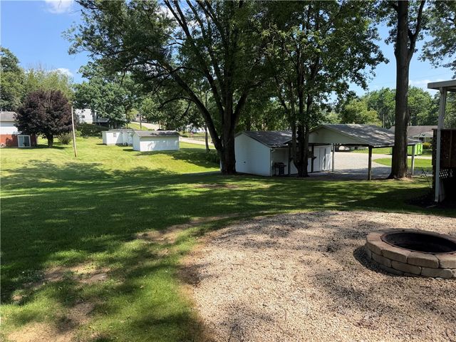 2322 W Belmont Ave, Canton Twp, PA 15301