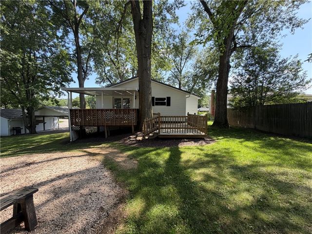 2322 W Belmont Ave, Canton Twp, PA 15301