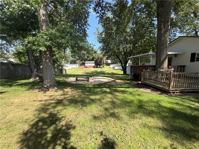 2322 W Belmont Ave, Canton Twp, PA 15301