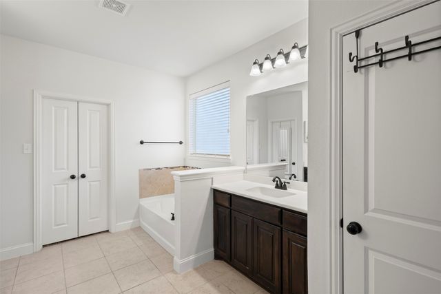 5601 Cornelia Court, Midlothian, TX 76065