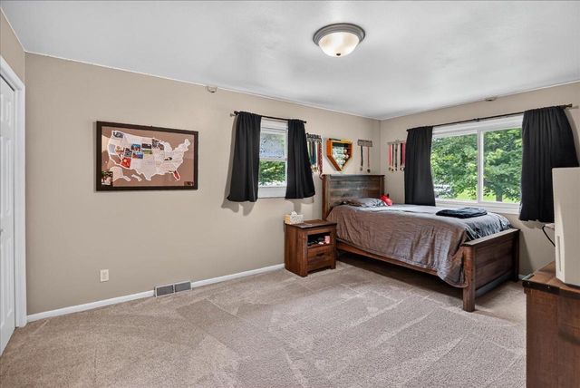 505 Dennis Drive, Deforest, WI 53532