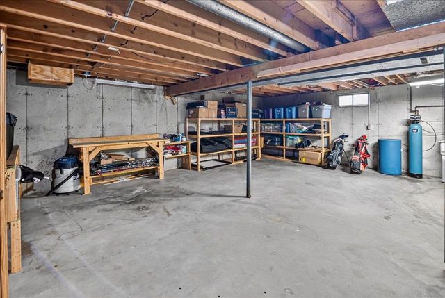 505 Dennis Drive, Deforest, WI 53532
