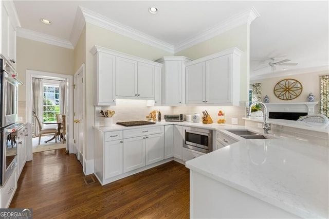 633 Longwood Drive NW, Atlanta, GA 30305