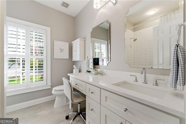 633 Longwood Drive NW, Atlanta, GA 30305