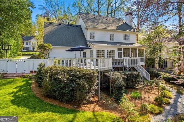 633 Longwood Drive NW, Atlanta, GA 30305