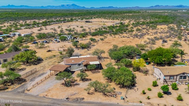 9054 W Snyder Hill Road, Tucson, AZ 85735