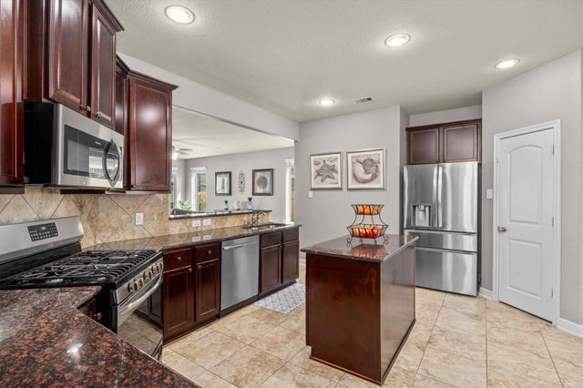 24710 Fawn Ridge Forest Drive, Spring, TX 77373