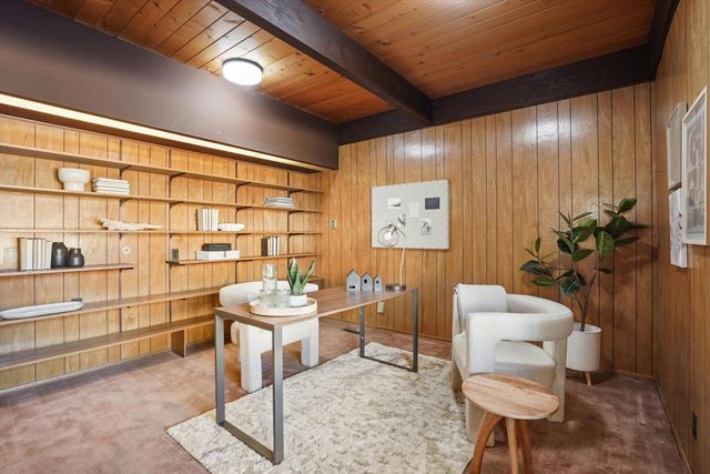 3303 La Sala Del Este NE, Albuquerque, NM 87111