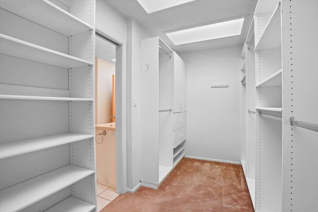 3303 La Sala Del Este NE, Albuquerque, NM 87111