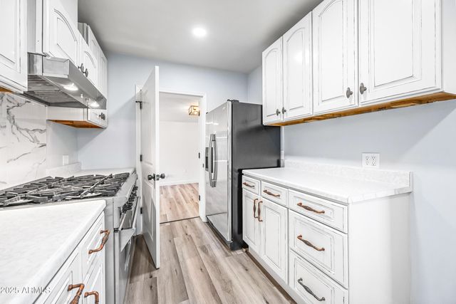 1608 E HUDSON Drive, Tempe, AZ 85281