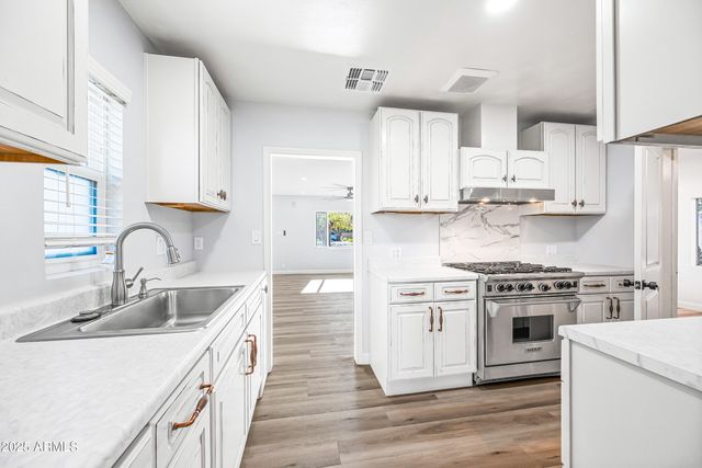 1608 E HUDSON Drive, Tempe, AZ 85281