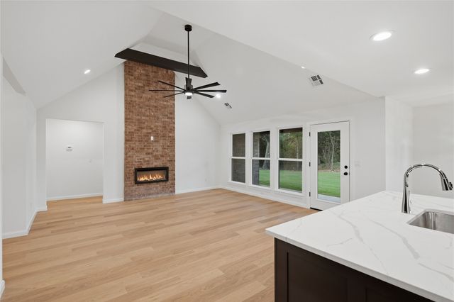 30 32nd Street, Sand Springs, OK 74063