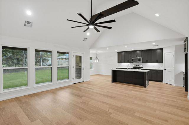 30 32nd Street, Sand Springs, OK 74063