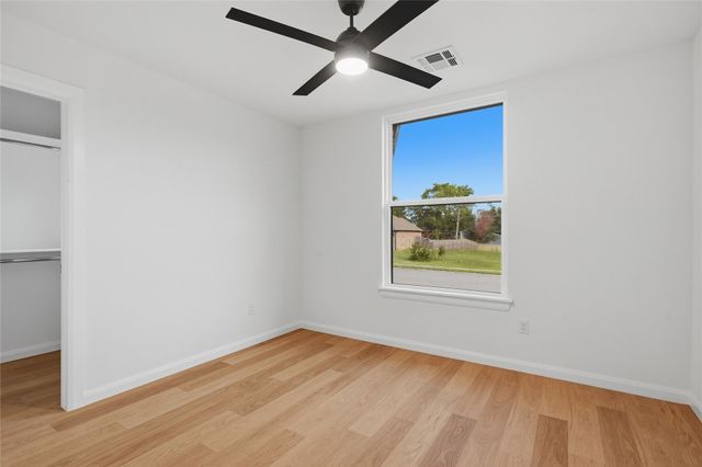 30 32nd Street, Sand Springs, OK 74063