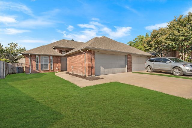 11909 Rhulen Court, Fort Worth, TX 76008