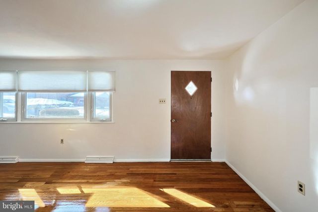 7 RAMBO RD, Red Lion, PA 17356