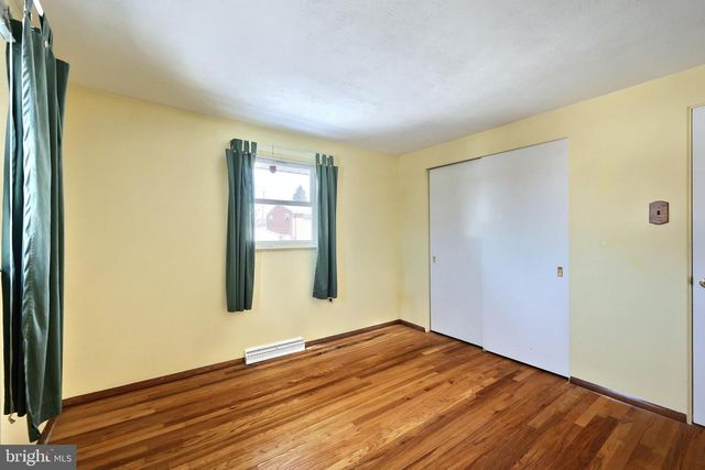 7 RAMBO RD, Red Lion, PA 17356