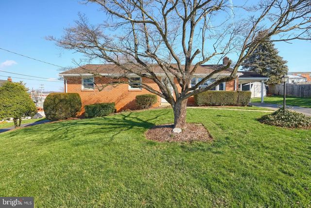 7 RAMBO RD, Red Lion, PA 17356