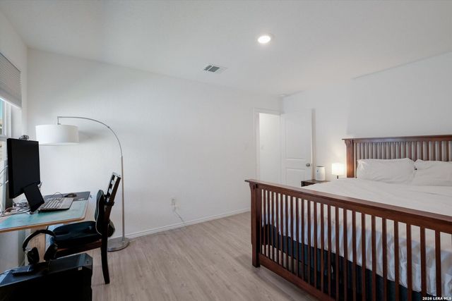 6422 MAGEE RUN, San Antonio, TX 78220