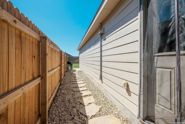 6422 MAGEE RUN, San Antonio, TX 78220