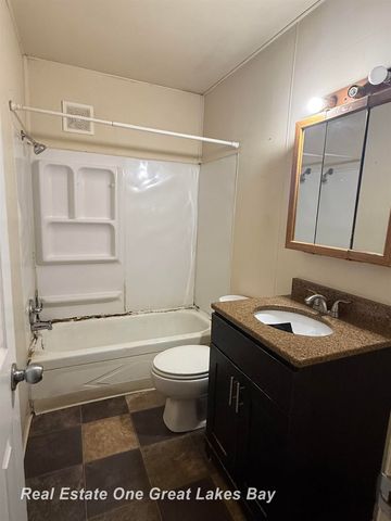 2675 Indiana Avenue, Bridgeport Twp, MI 48601