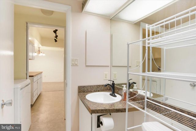 1071 LANCASTER BOULEVARD UN, Mechanicsburg, PA 17055