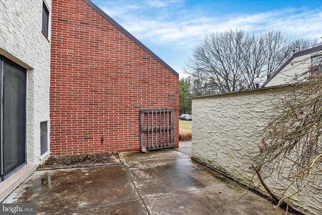 1071 LANCASTER BOULEVARD UN, Mechanicsburg, PA 17055