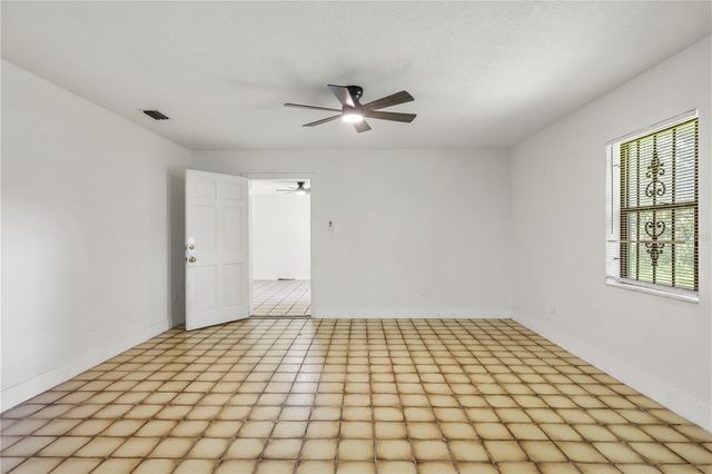 4803 EHRLICH ROAD B, Tampa, FL 33624