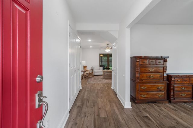 2108 Savanna Court N, League City, TX 77573