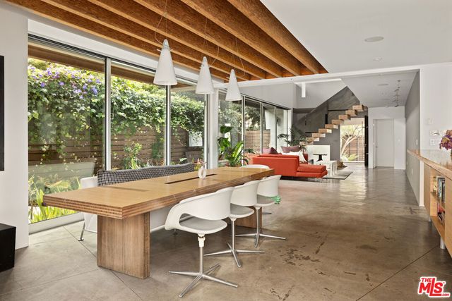 710 Milwood Avenue, Venice, CA 90291