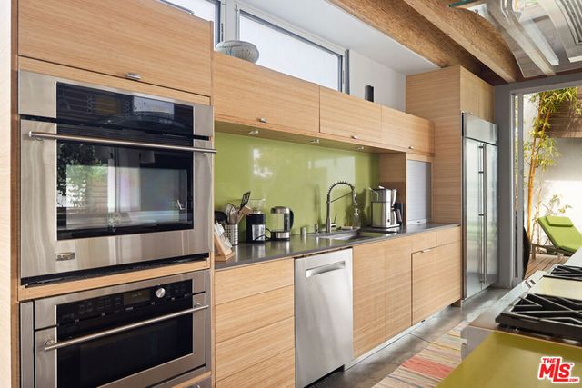 710 Milwood Avenue, Venice, CA 90291