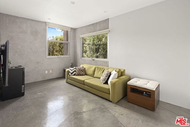 710 Milwood Avenue, Venice, CA 90291