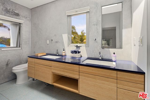 710 Milwood Avenue, Venice, CA 90291