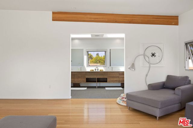 710 Milwood Avenue, Venice, CA 90291