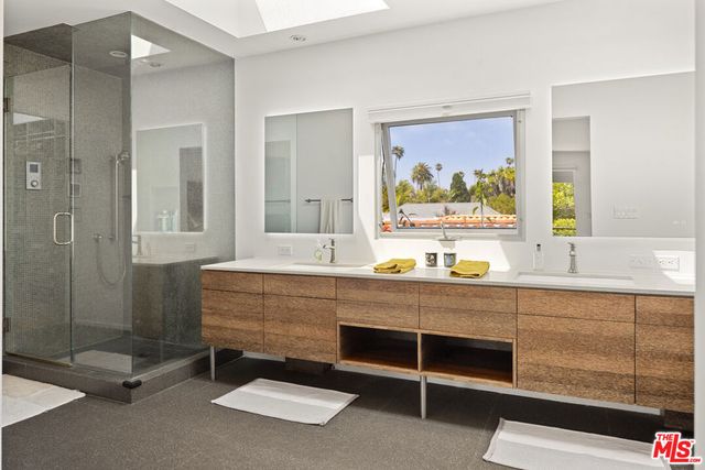 710 Milwood Avenue, Venice, CA 90291