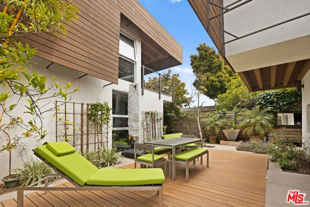 710 Milwood Avenue, Venice, CA 90291