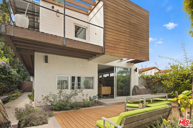 710 Milwood Avenue, Venice, CA 90291