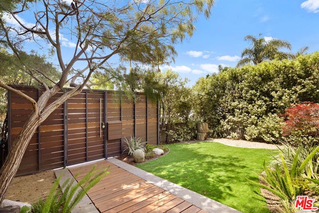 710 Milwood Avenue, Venice, CA 90291