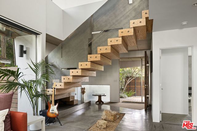 710 Milwood Avenue, Venice, CA 90291