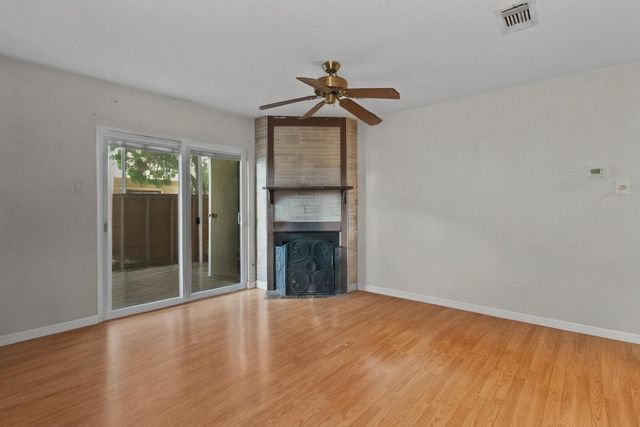 15534 Zabolio Drive 145, Houston, TX 77598