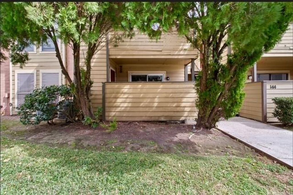 15534 Zabolio Drive 145, Houston, TX 77598