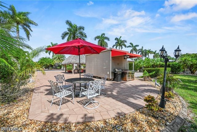 5300 Cypress Trail Resort CIR, Fort Myers, FL 33905